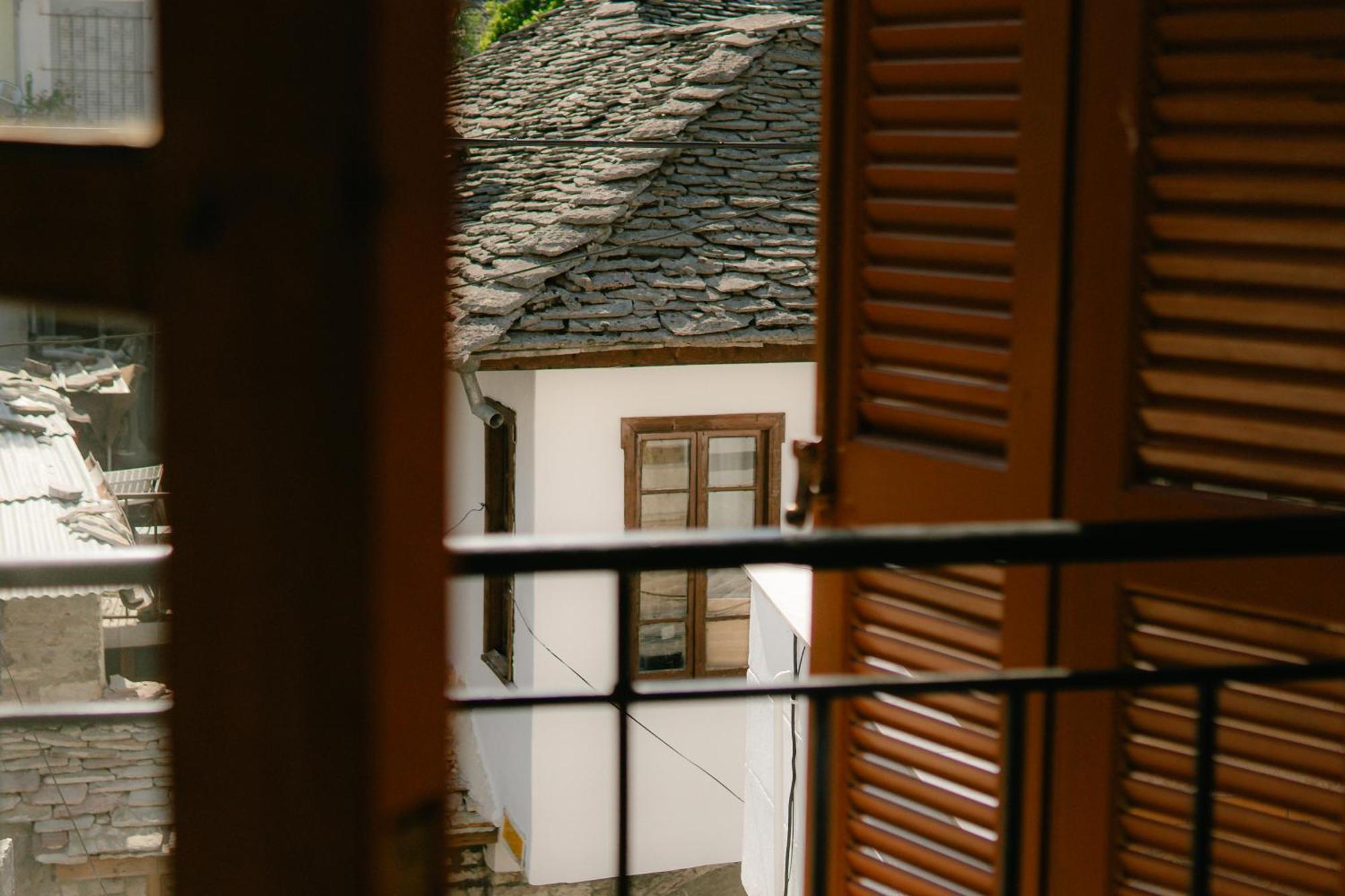 Hotel Petrichor Gjirokastër Exterior foto
